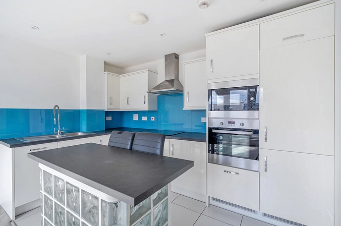 2 bedroom apartment to rent