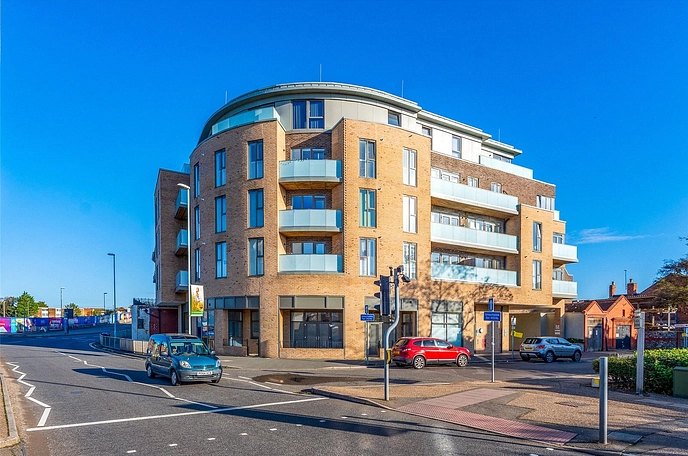 2 bedroom apartment to rent