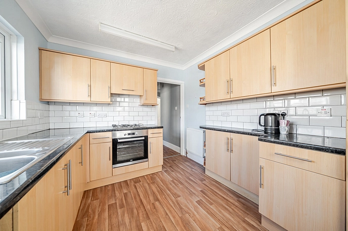 3 bedroom bungalow to rent