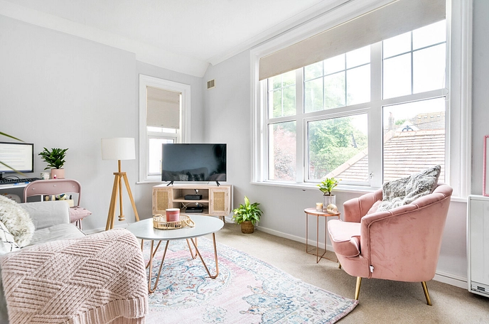 2 bedroom apartment to rent