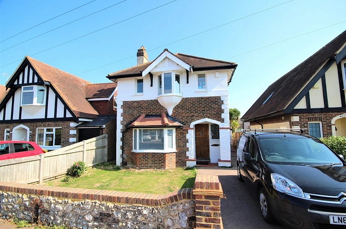 3 bedroom  detached house to rent