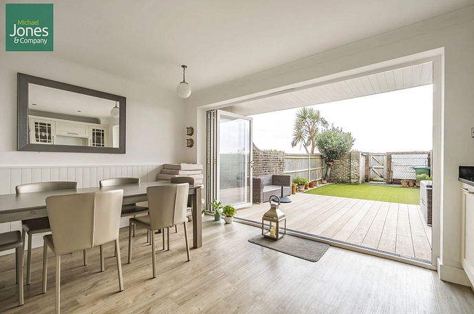 4 bedroom house to rent