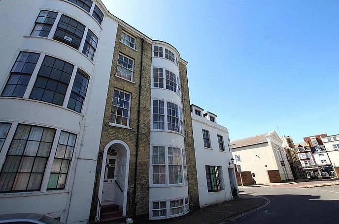 1 bedroom apartment to rent