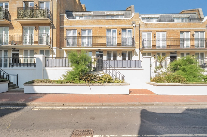 2 bedroom apartment for sale