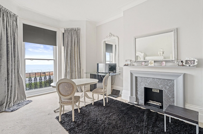 3 bedroom apartment for sale