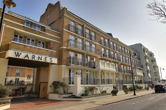 2 bedroom apartment for sale