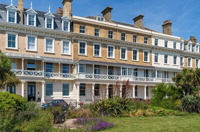 2 bedroom apartment for sale