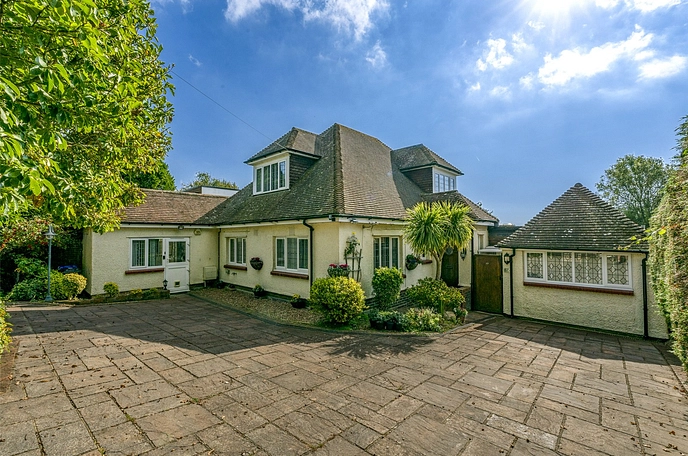 4 bedroom  detached house for sale