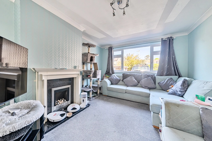 3 bedroom  terraced house for sale