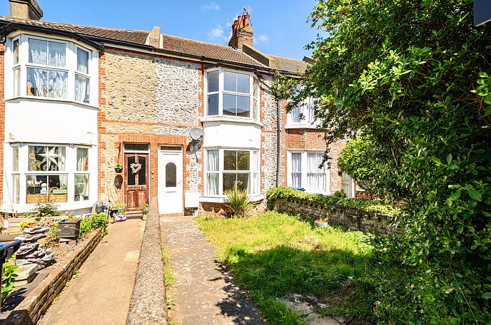 3 bedroom  terraced house for sale