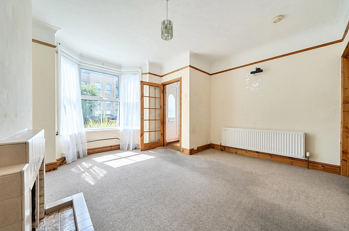 3 bedroom  terraced house for sale