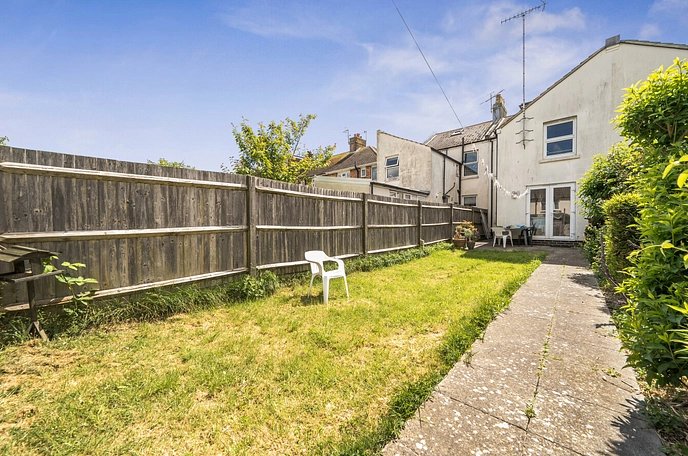 4 bedroom  terraced house for sale