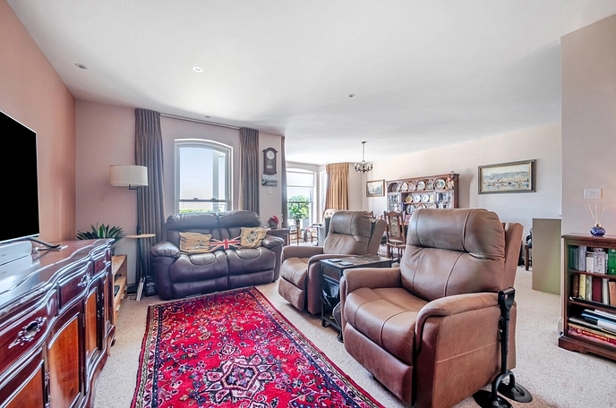 2 bedroom apartment for sale