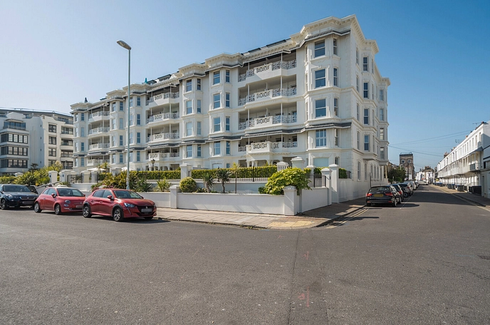 2 bedroom apartment for sale