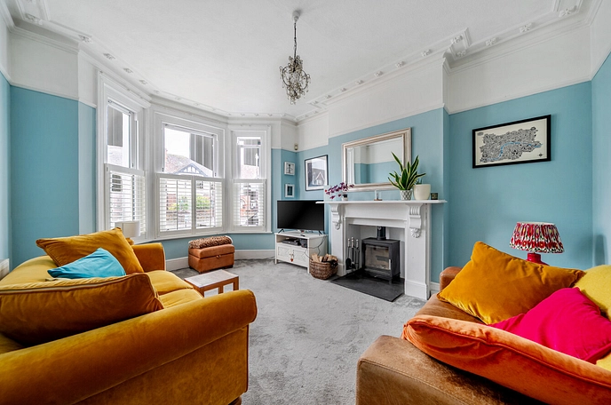 3 bedroom  terraced house for sale
