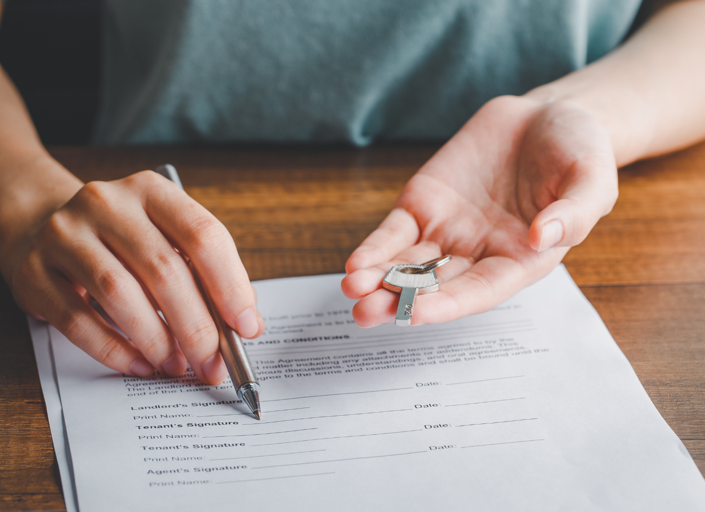 Understanding contracts & negotiations: A guide for Vendors