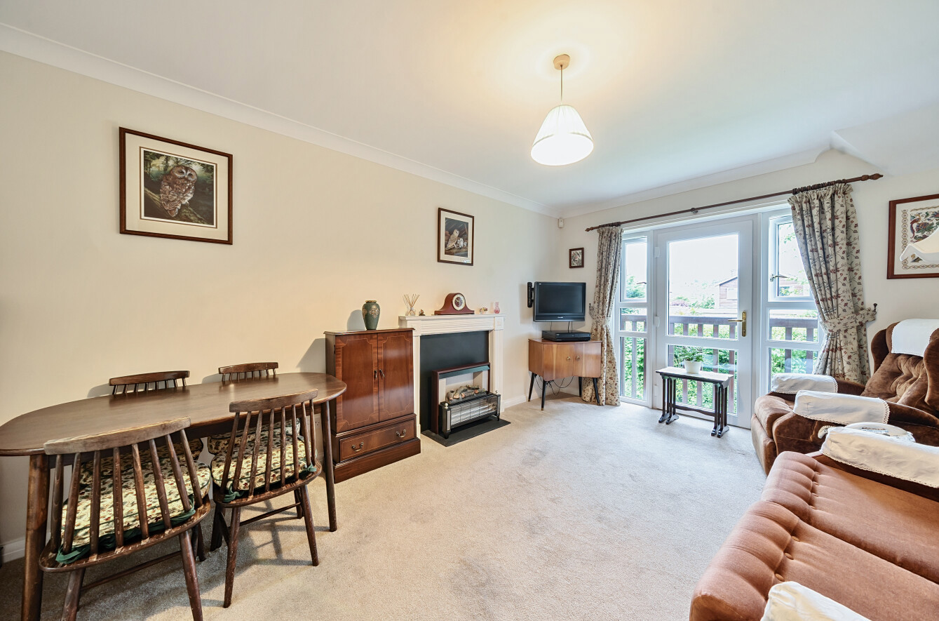2 bedroom apartment for sale