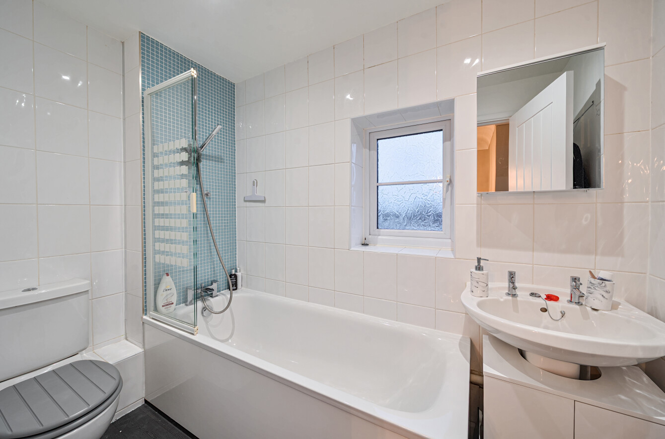 1 bedroom house for sale