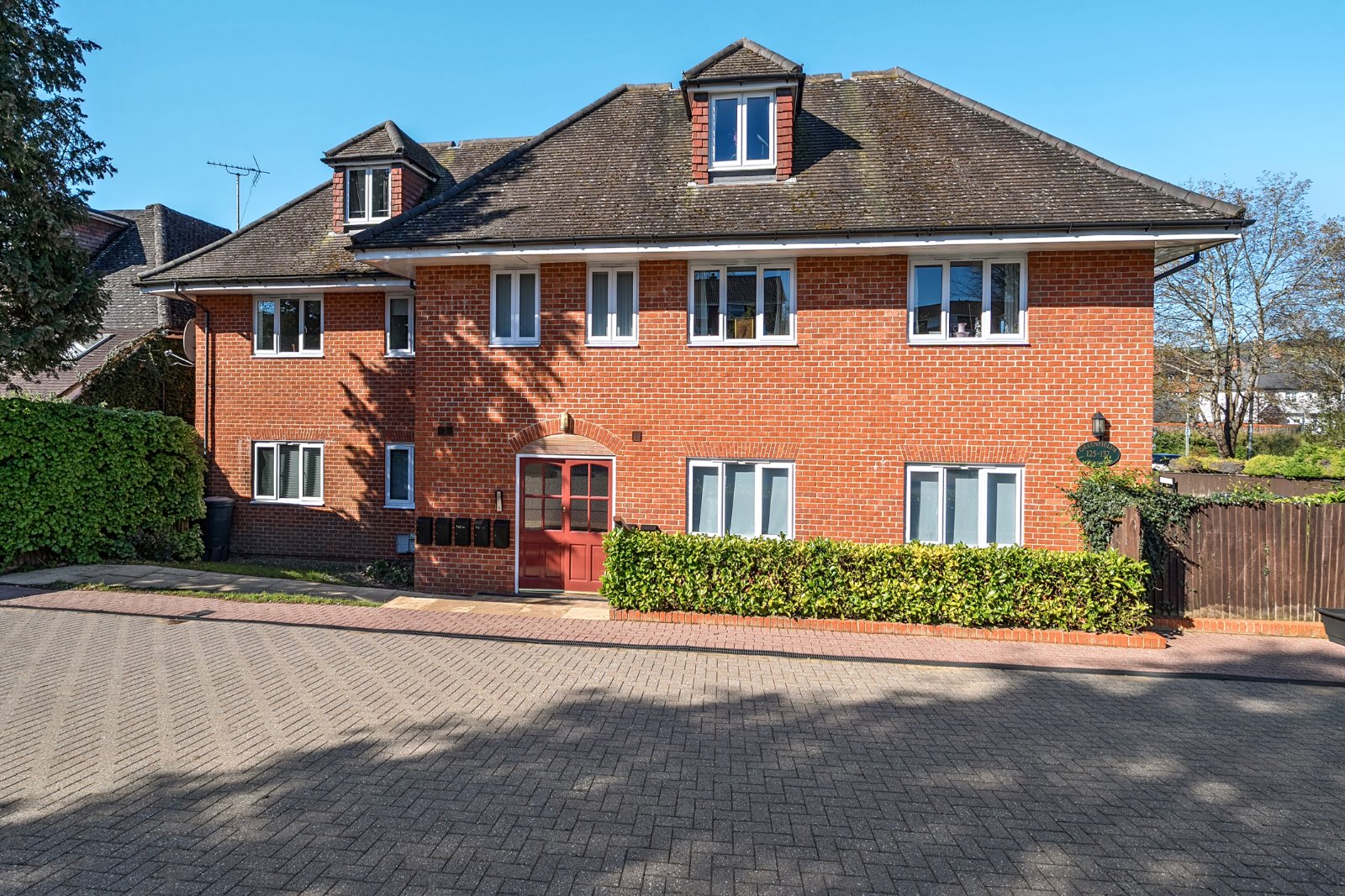 1 bedroom apartment for sale