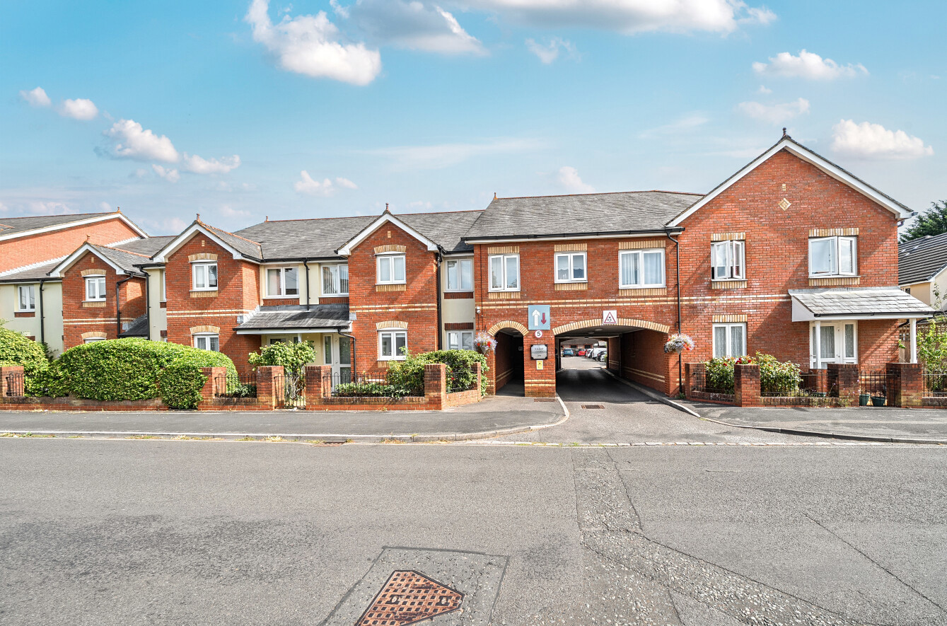 2 bedroom apartment for sale