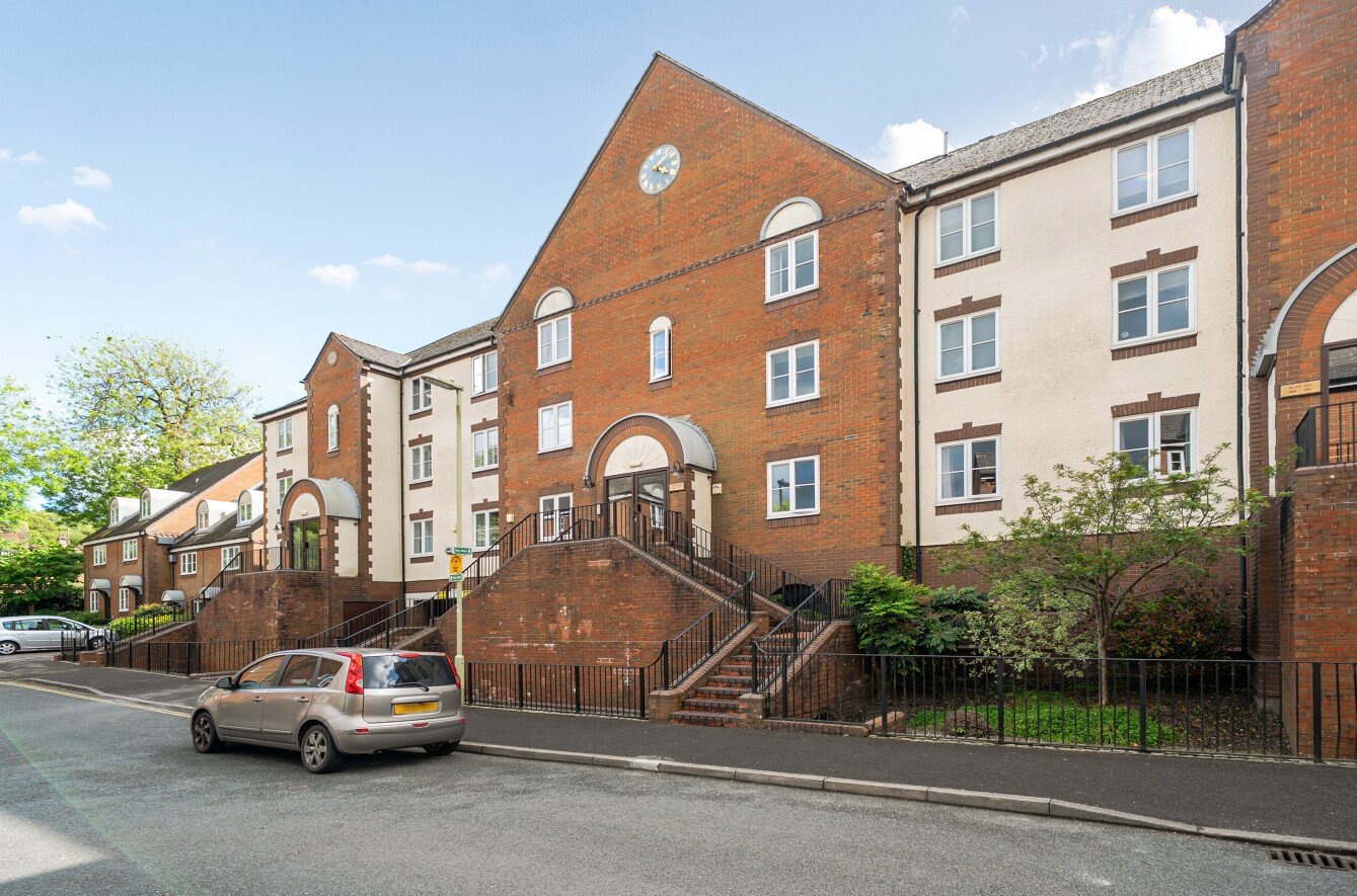 1 bedroom apartment for sale