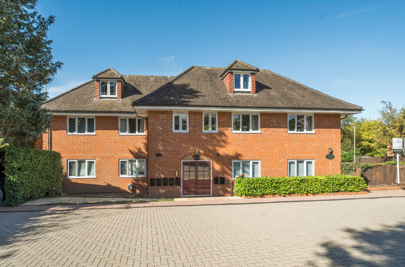 2 bedroom apartment for sale