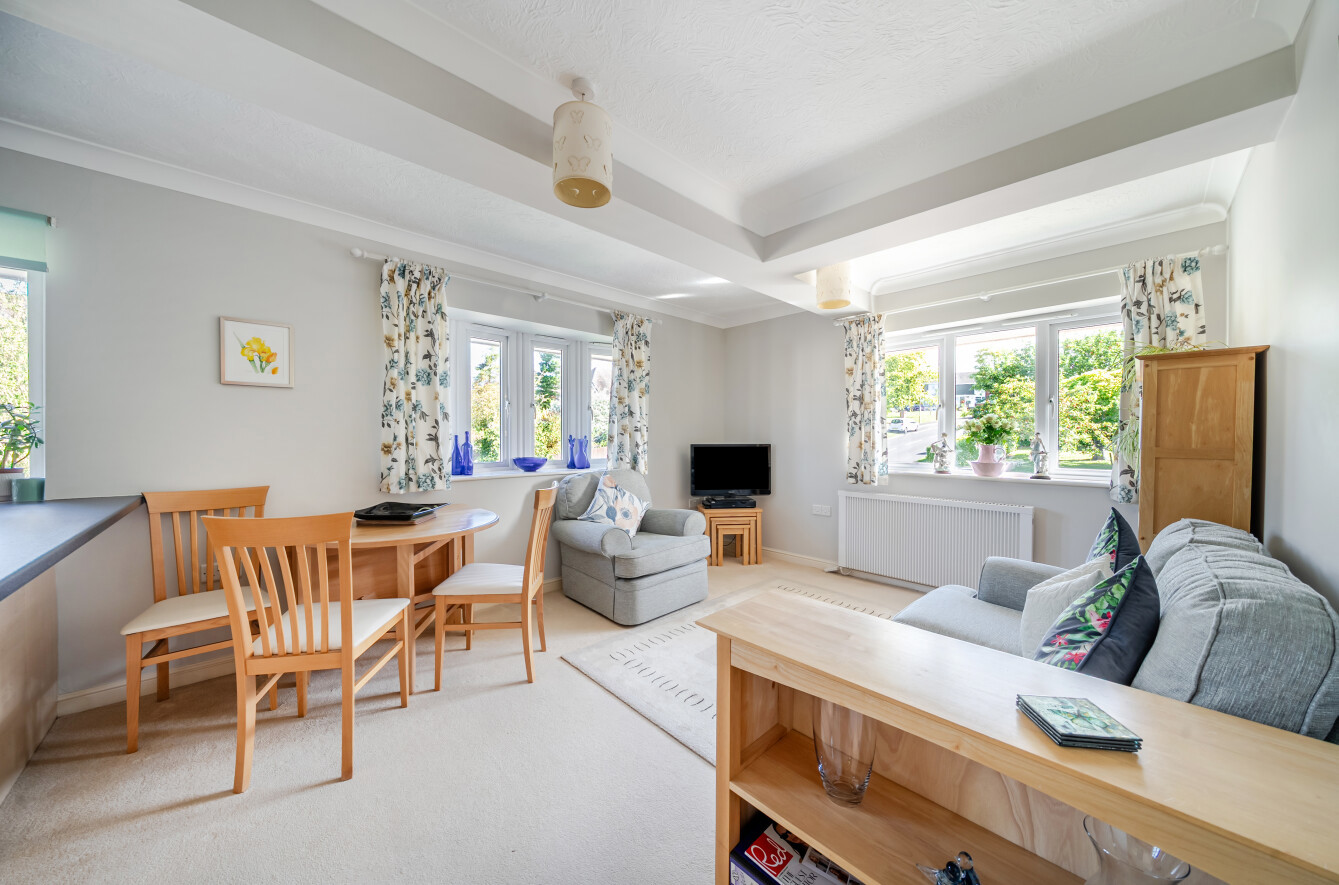 2 bedroom apartment for sale