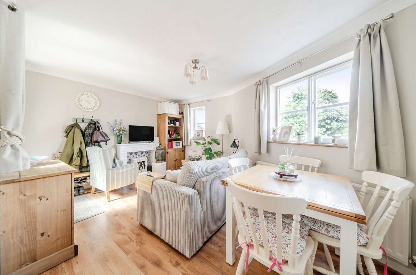 1 bedroom apartment for sale