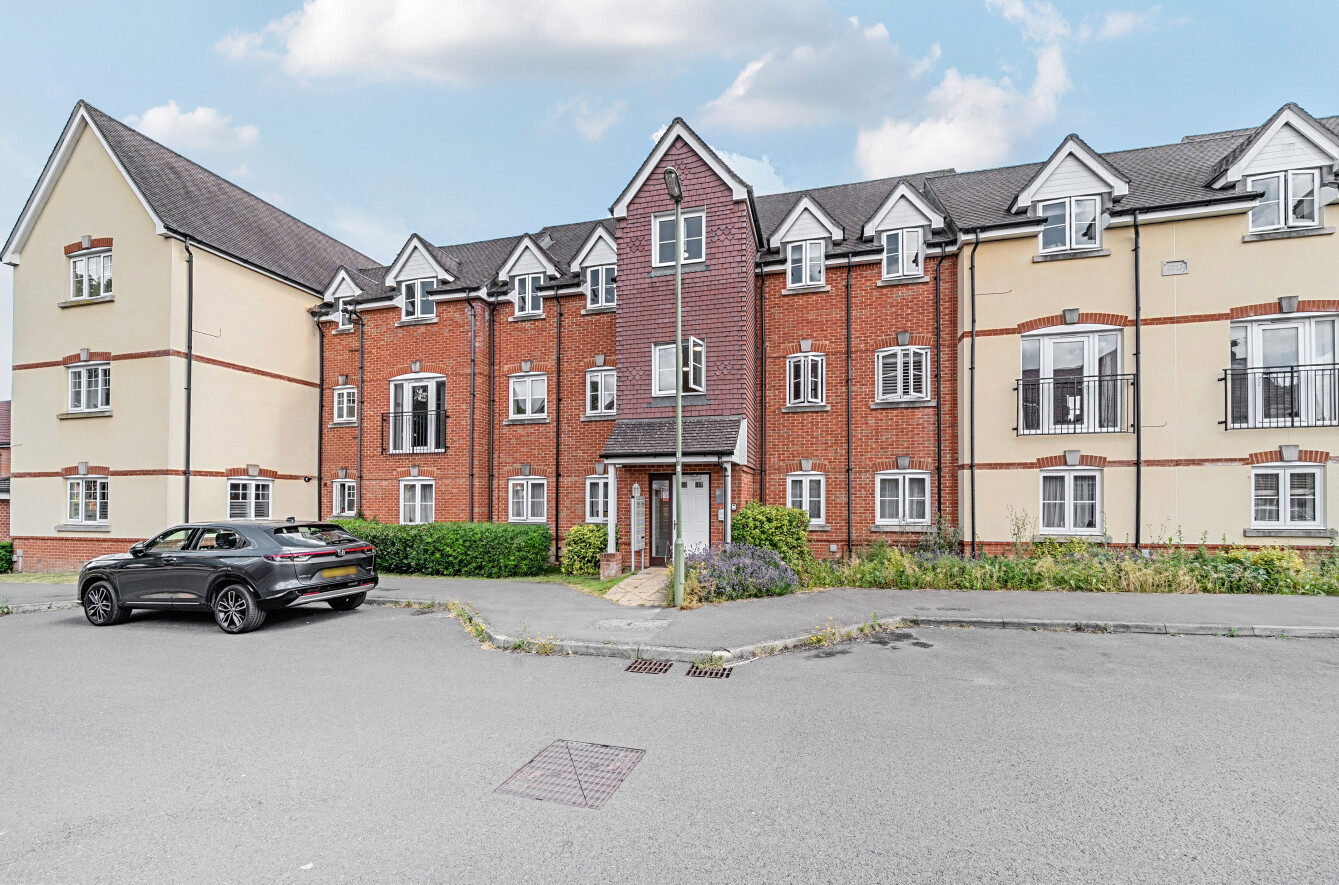 2 bedroom apartment for sale