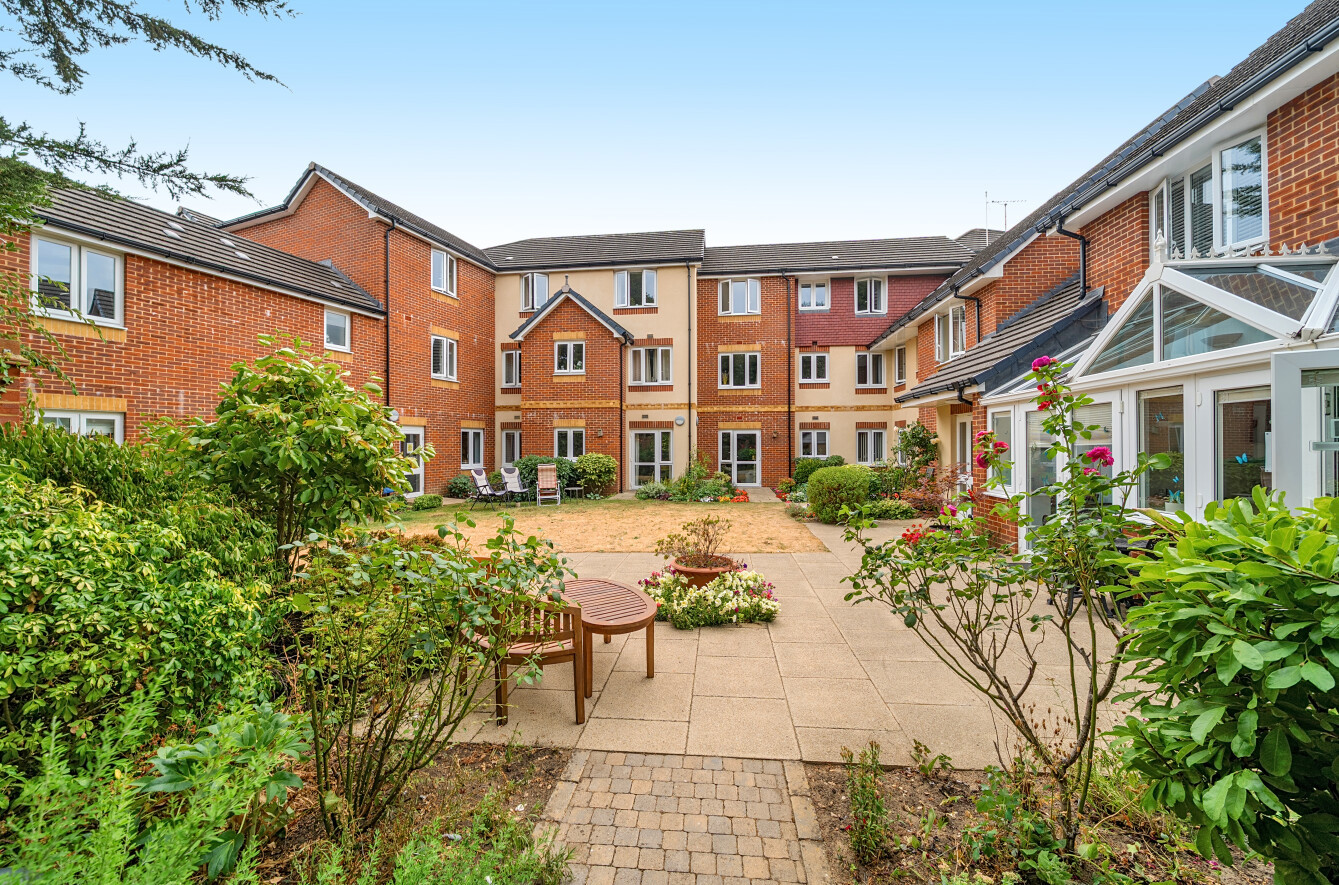 1 bedroom apartment for sale