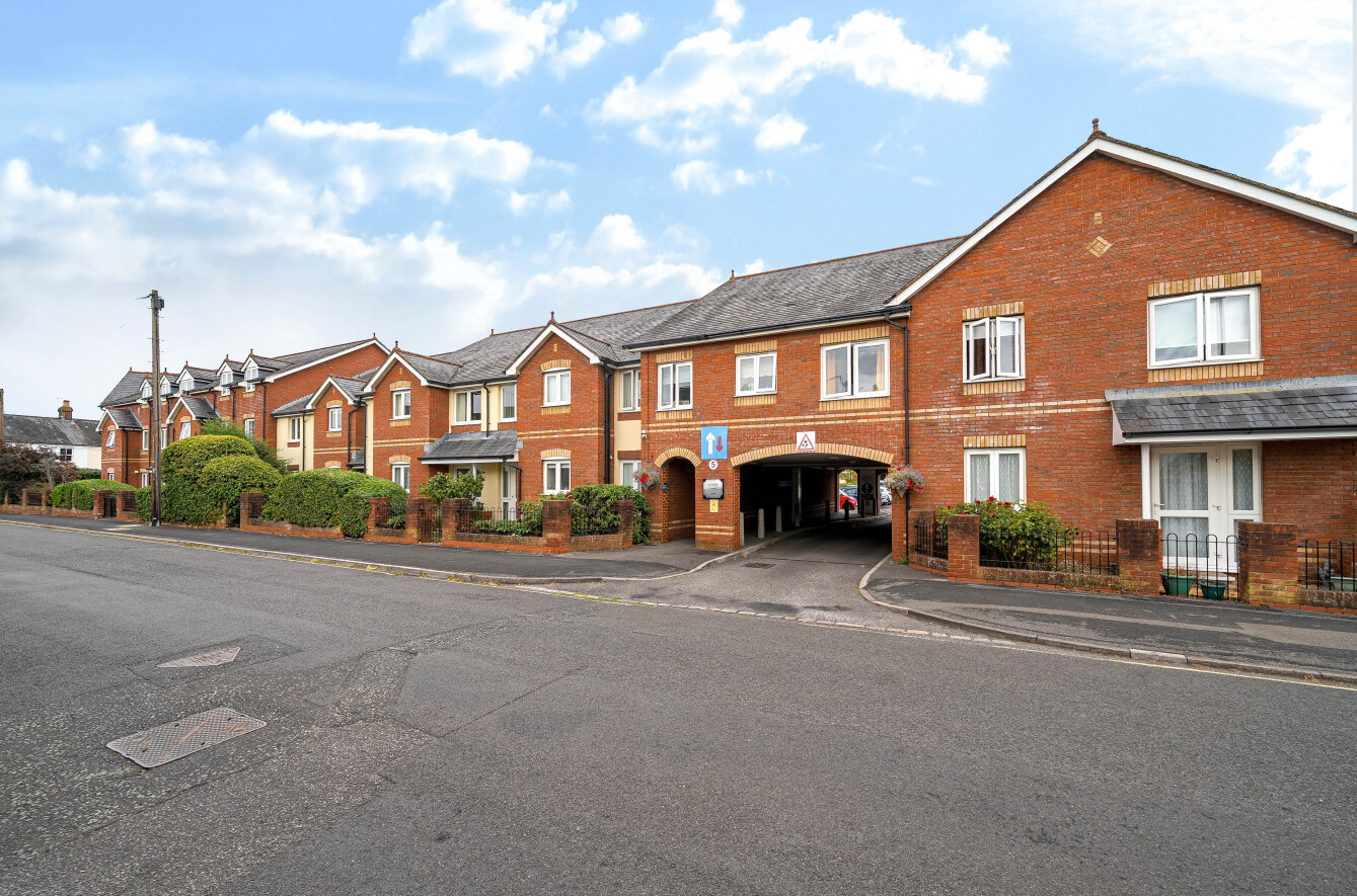 1 bedroom apartment for sale