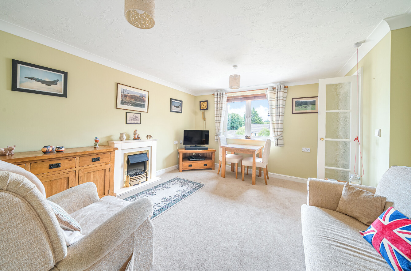 1 bedroom apartment for sale