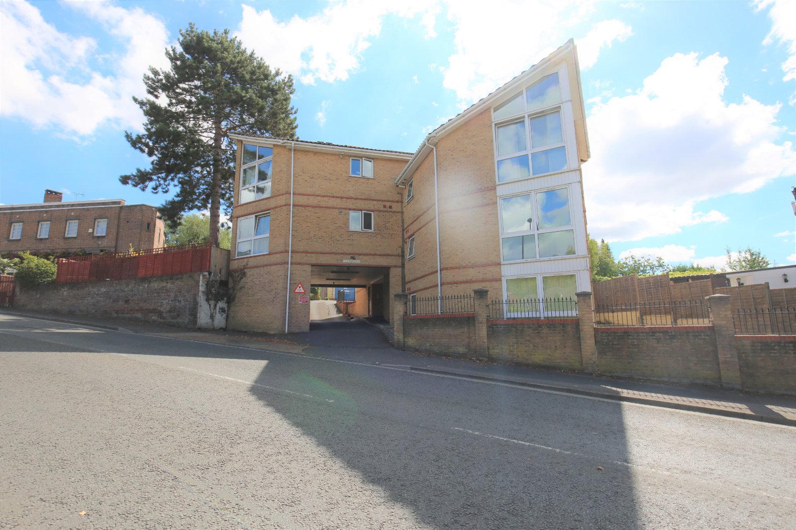 2 bedroom apartment to rent