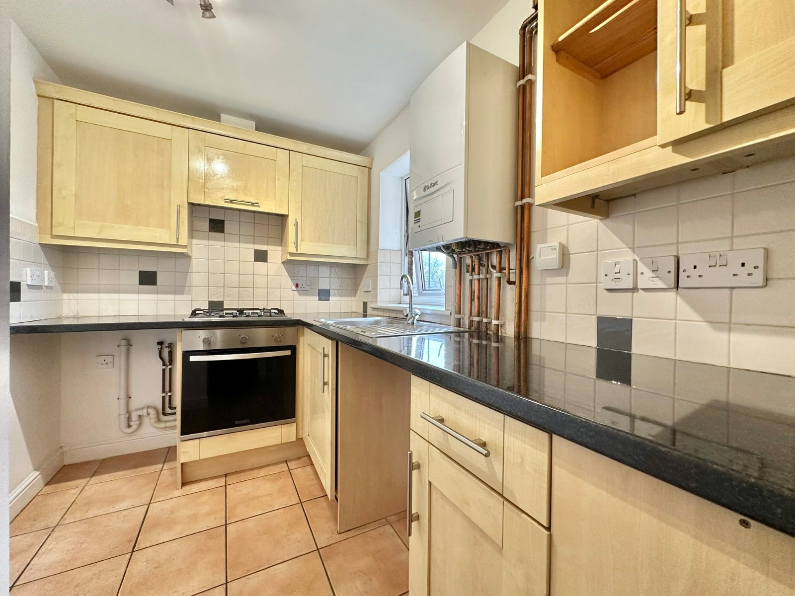 2 bedroom apartment to rent