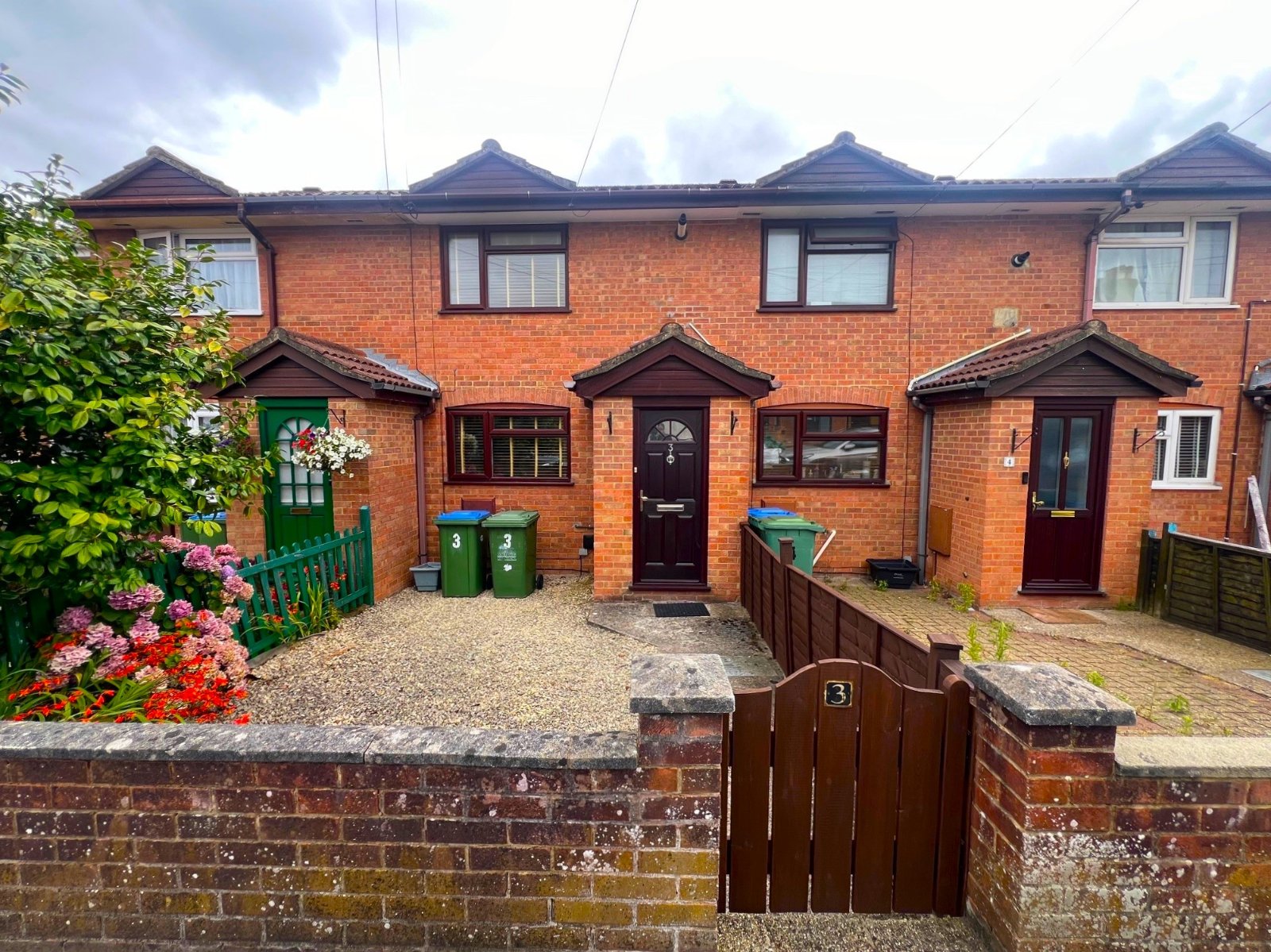 2 bedroom  terraced house to rent