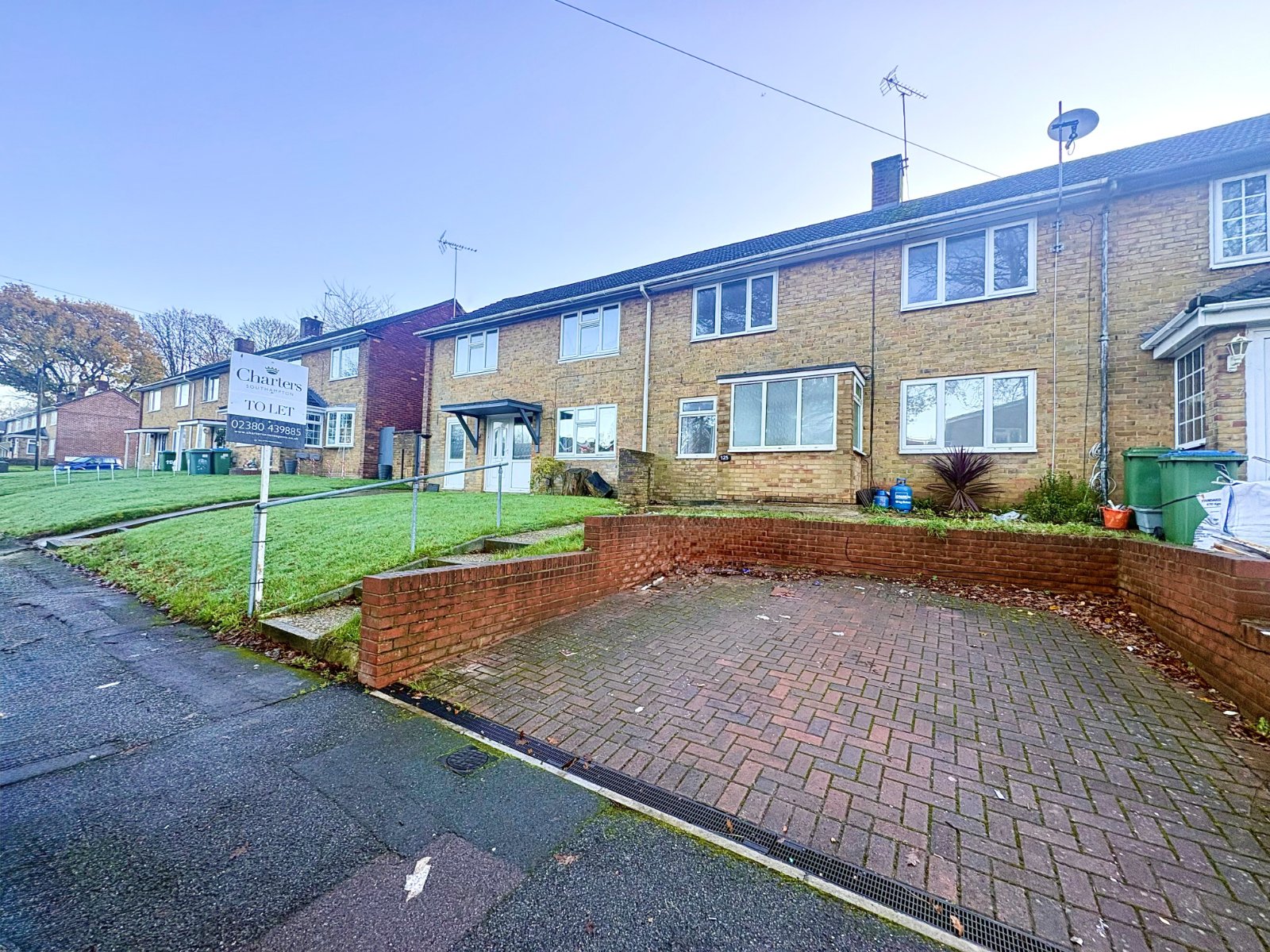 3 bedroom  terraced house to rent