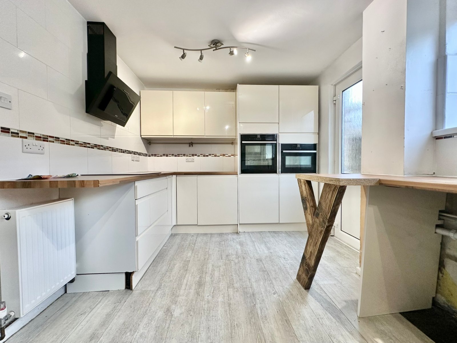 3 bedroom  terraced house to rent