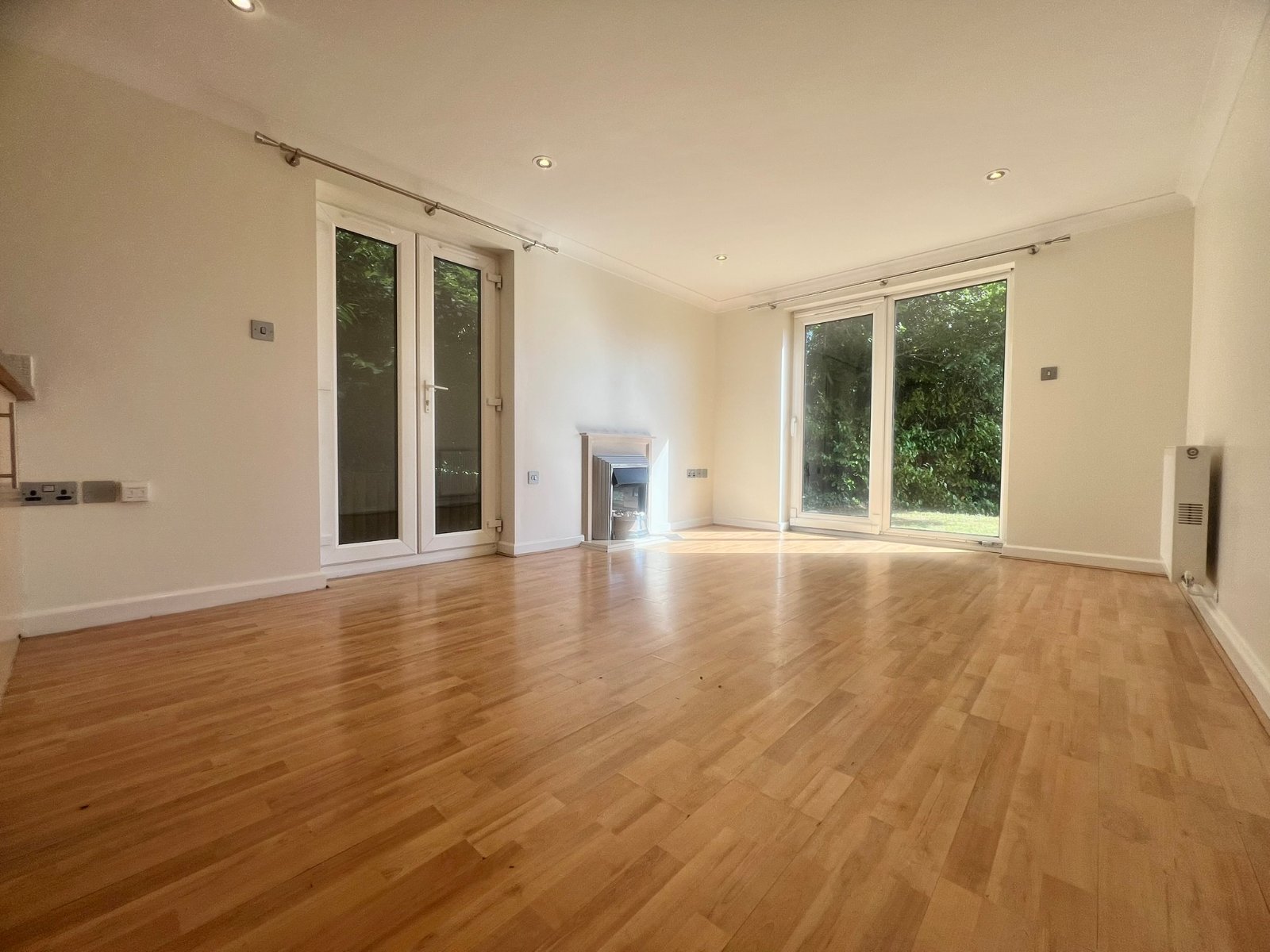 2 bedroom apartment to rent
