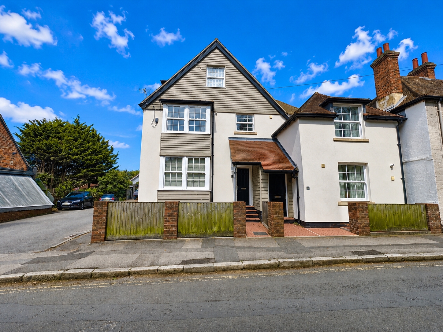 2 bedroom apartment to rent