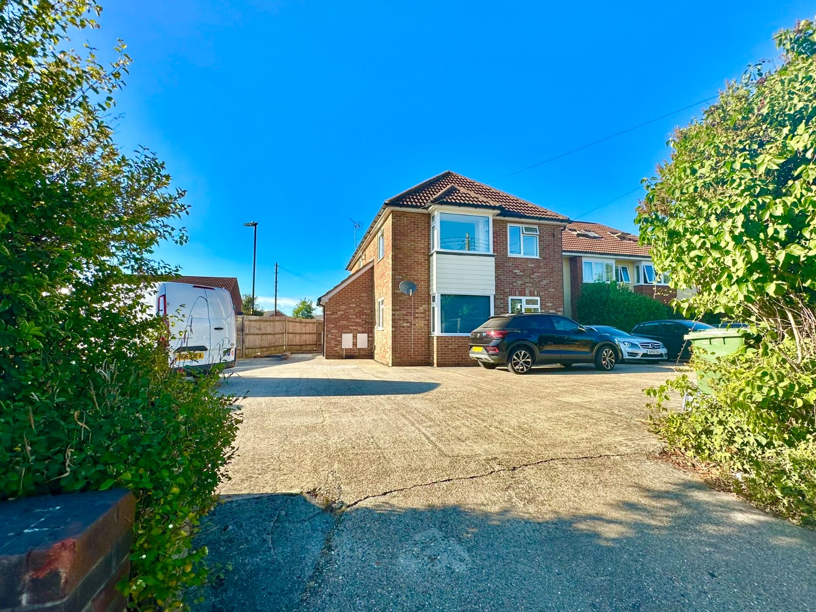 2 bedroom apartment to rent