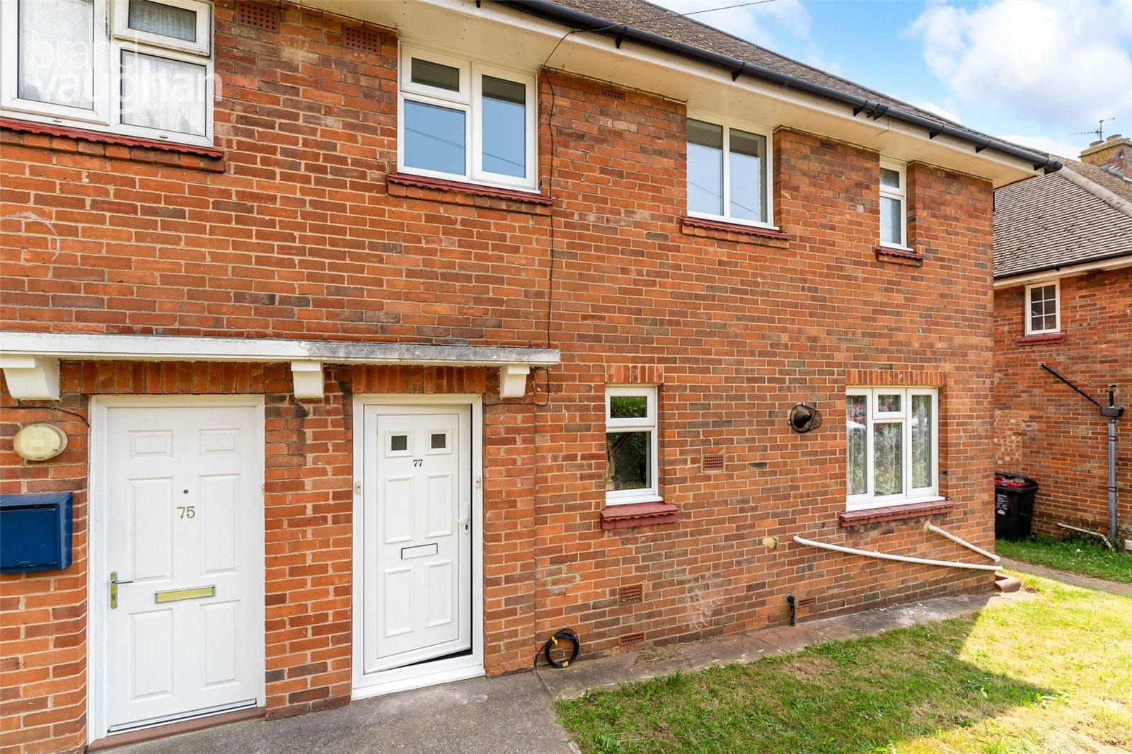 4 bedroom  semi-detached house to rent