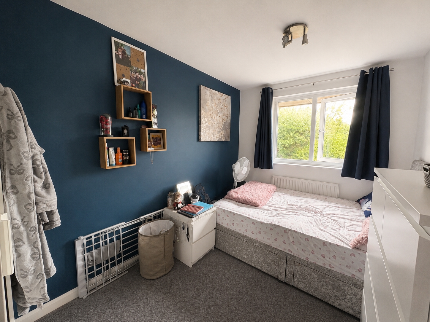1 bedroom sharedaccommodation to rent