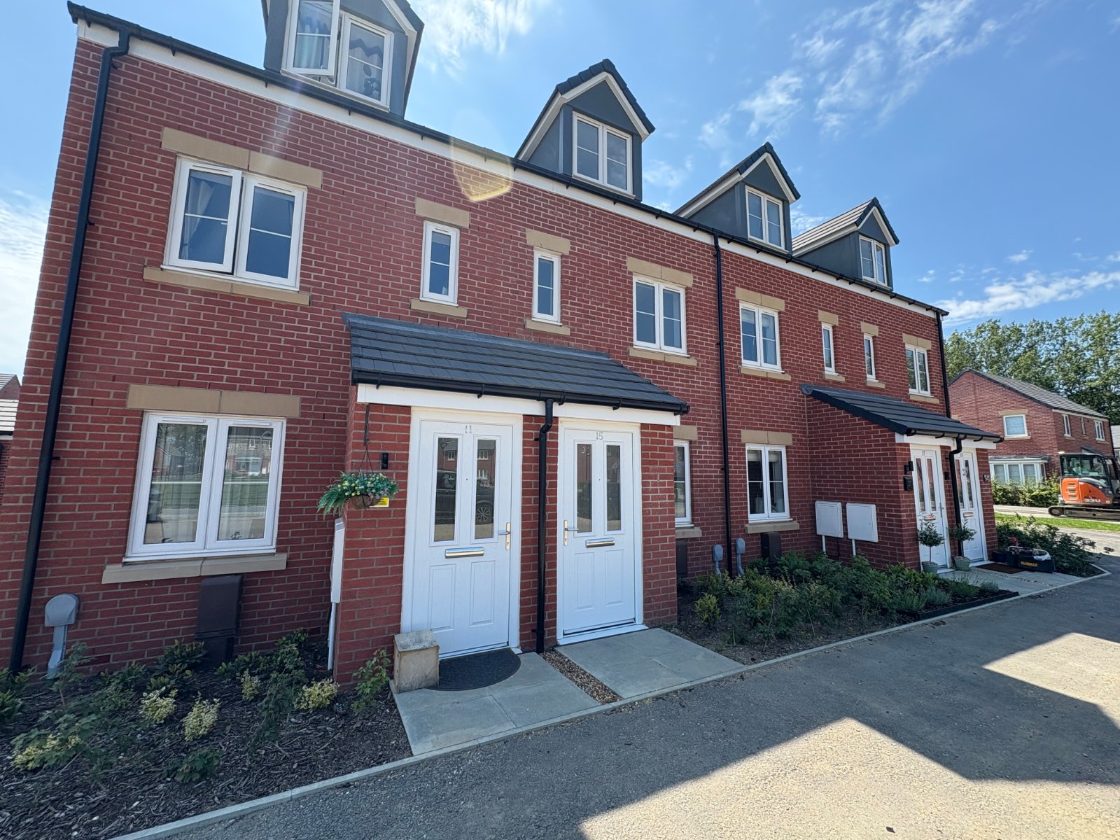 3 bedroom terraced house to rent
