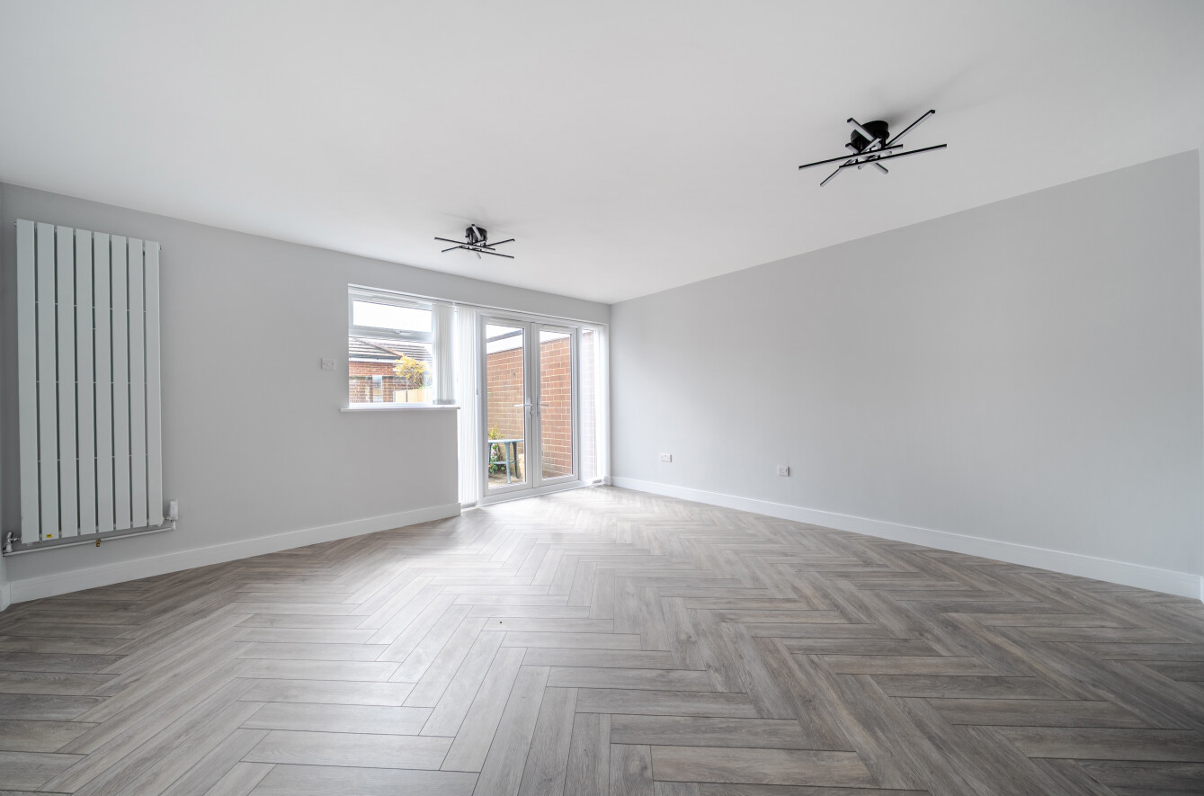 3 bedroom  terraced house for sale