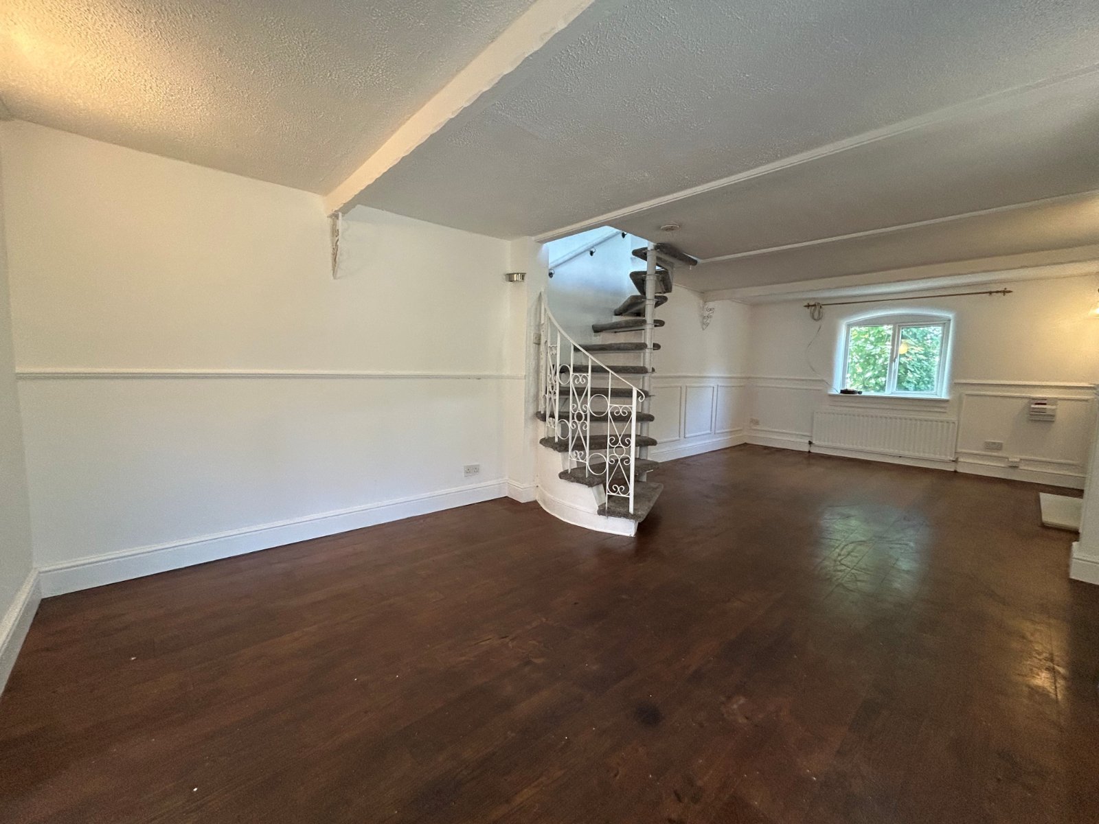 2 bedroom house to rent