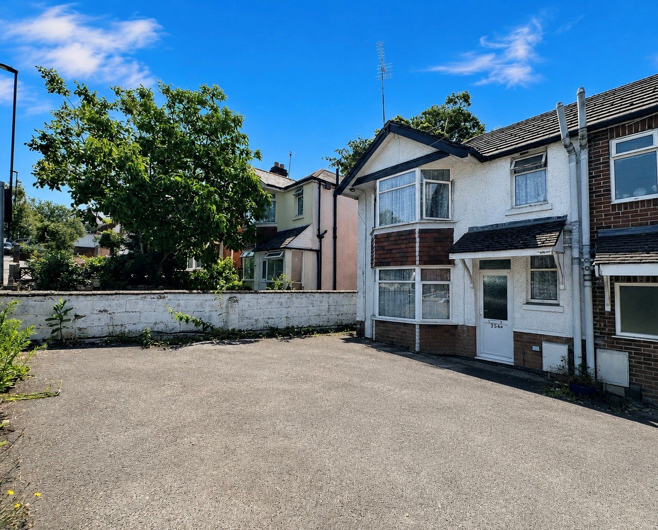 3 bedroom semi-detached house to rent