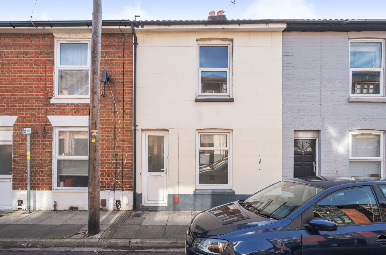 2 bedroom terraced house to rent