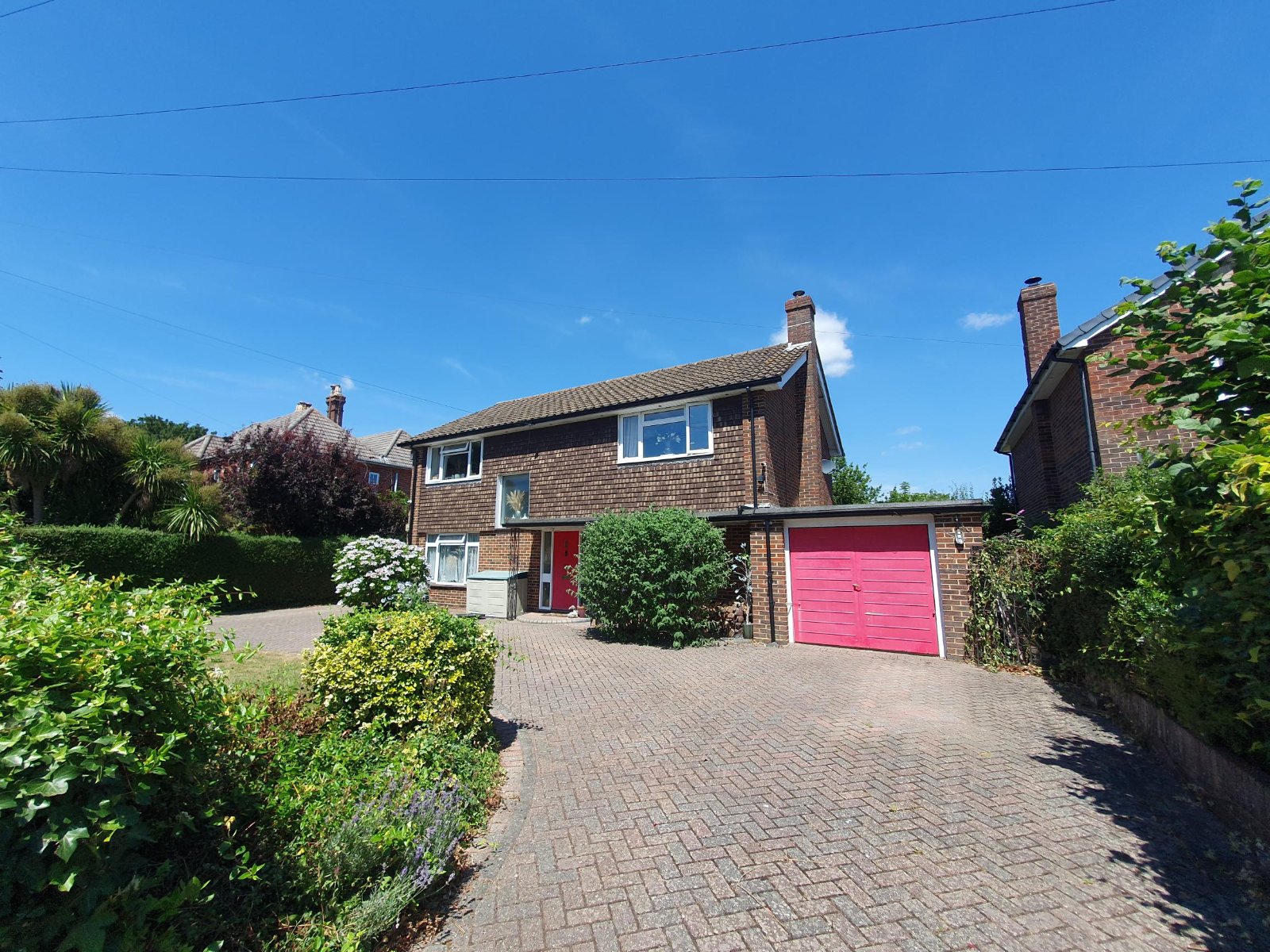 4 bedroom  detached house to rent