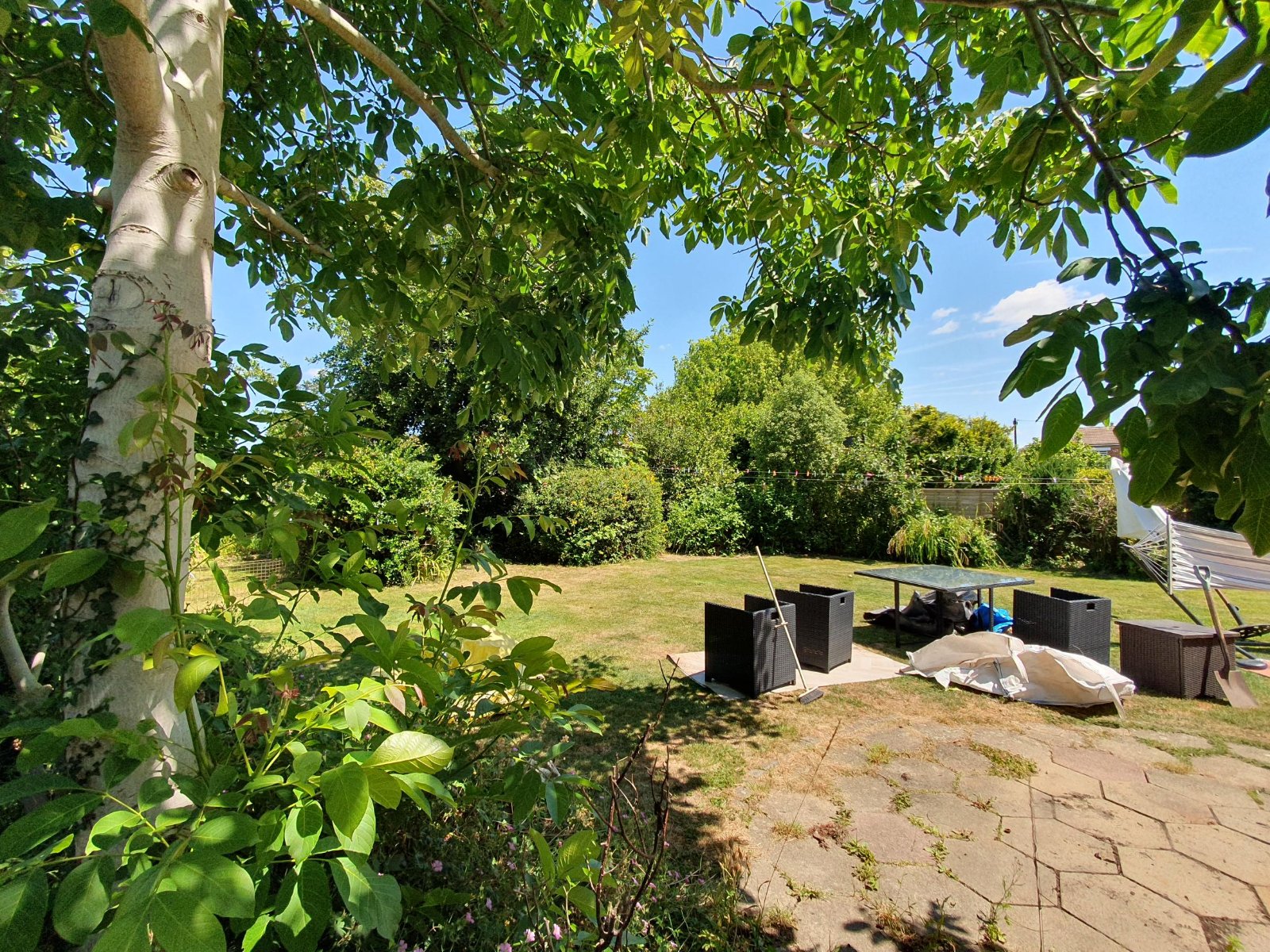 4 bedroom  detached house to rent