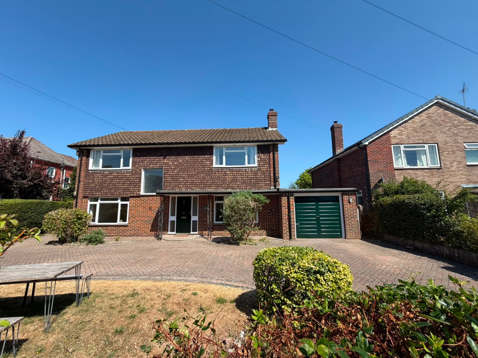 4 bedroom detached house to rent